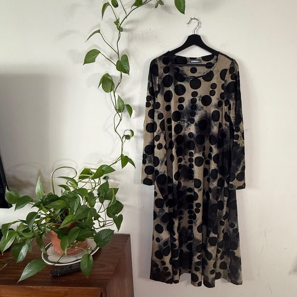 Alembika - Fog Dot A-Line Long Sleeve Dress -3 Large Soft Fabric
